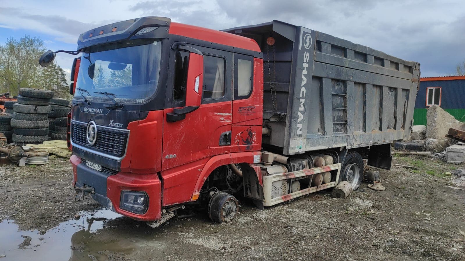 Shacman (Shaanxi) SX* 6x4 Самосвал - 1