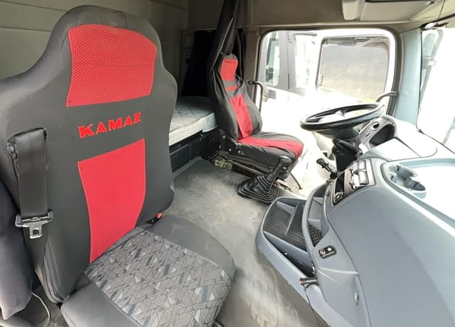 Камаз 5490 4x2 Седельный тягач - 8