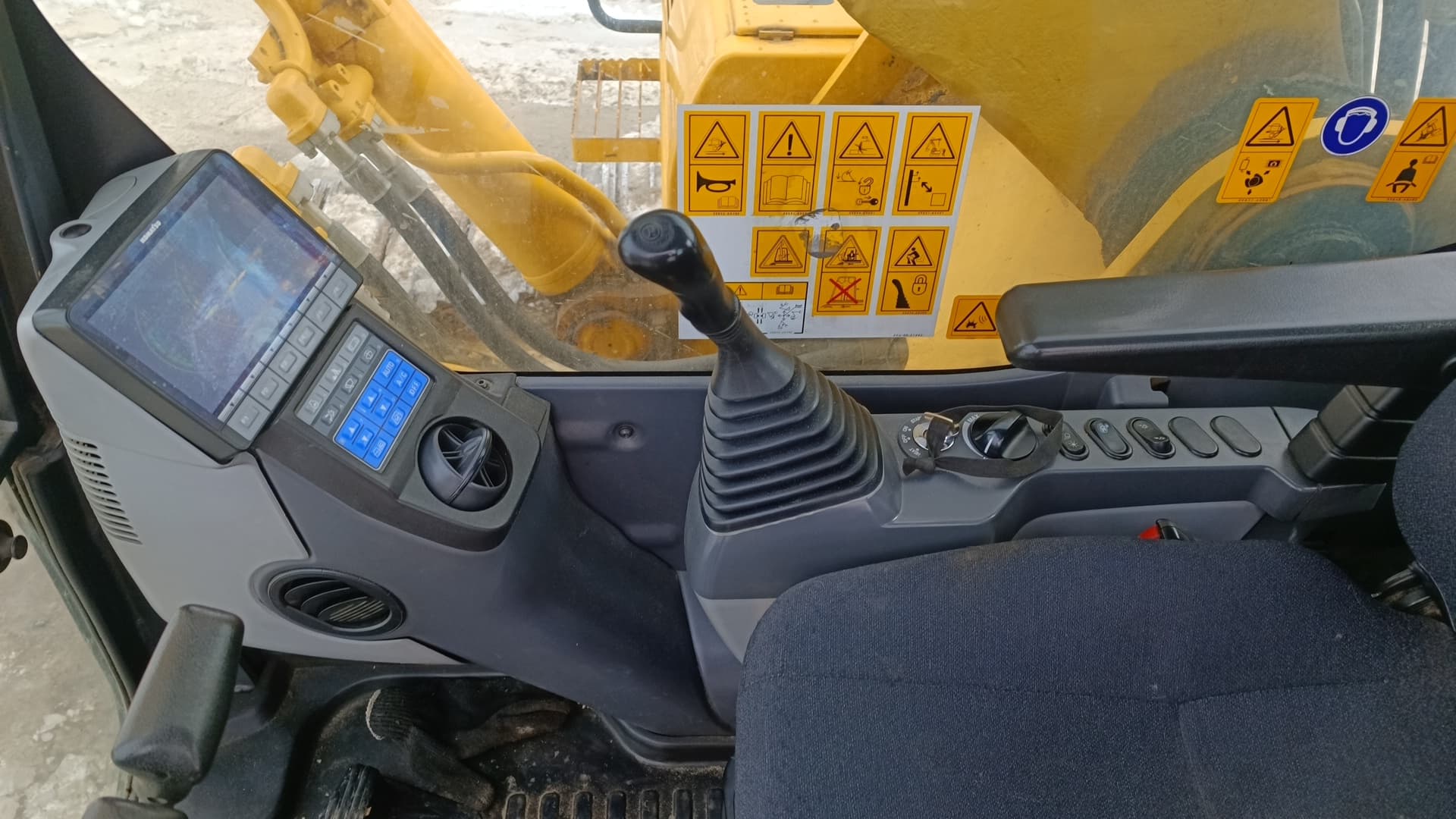 Komatsu PC300-8MO Экскаватор - 5