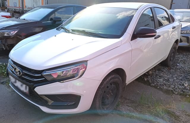Lada Vesta седан - 1
