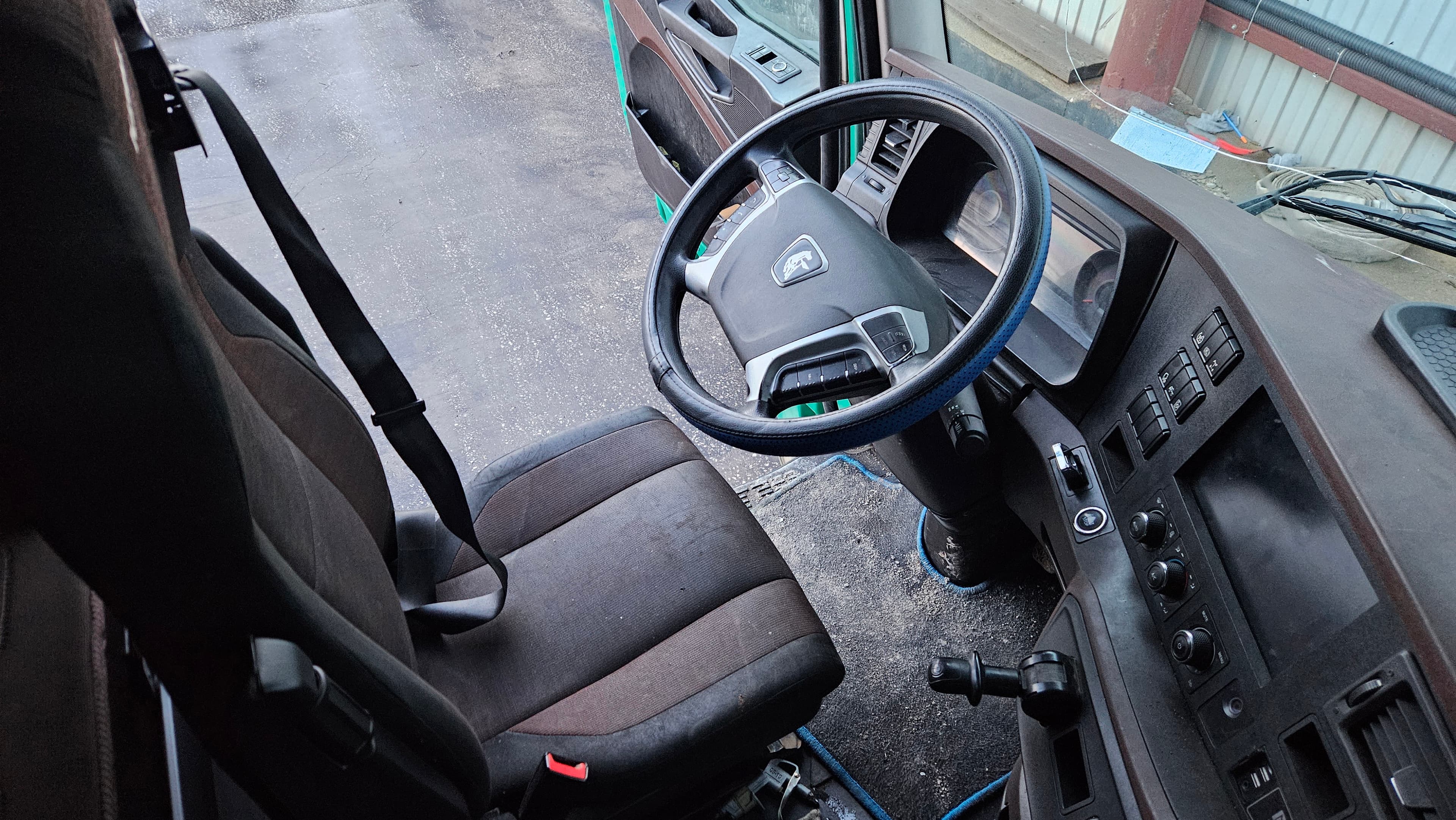 Камаз 54901 4x2 Седельный тягач - 4