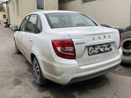 Lada Granta седан - 4