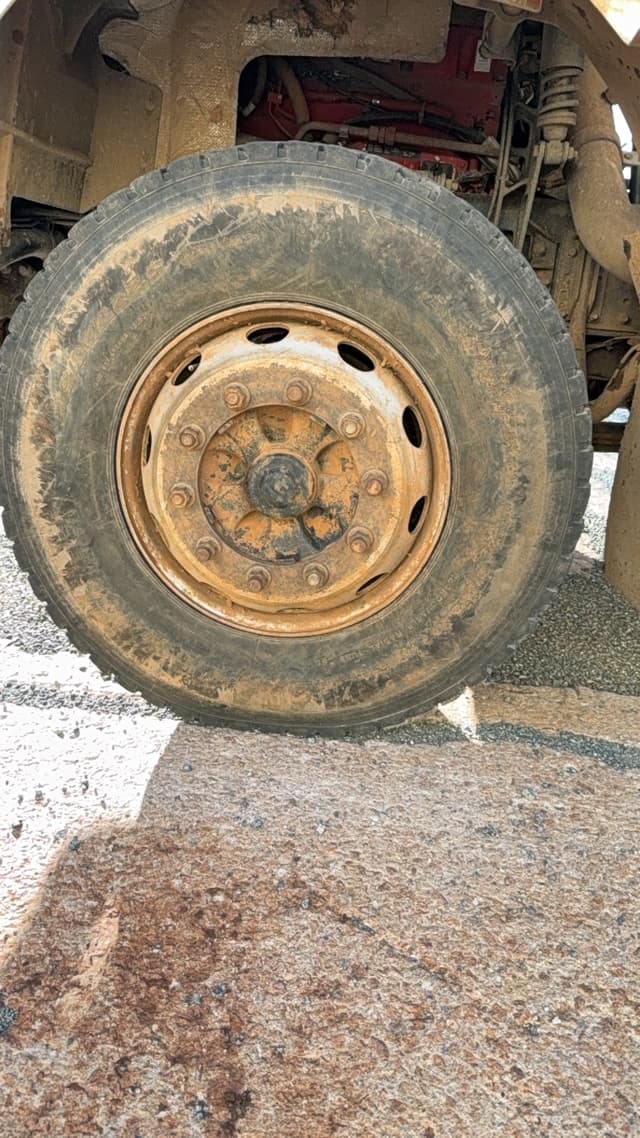 Shacman (Shaanxi) SX* 6x4 Самосвал - 9