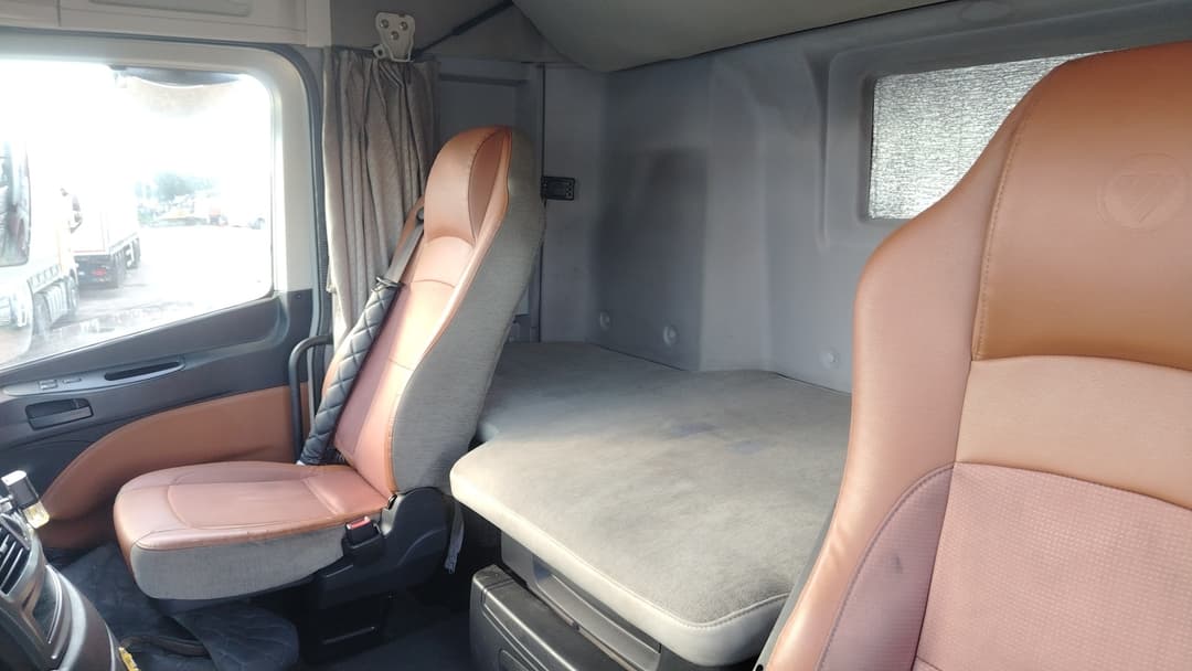 Foton AUMAN 4x2 Седельный тягач - 9