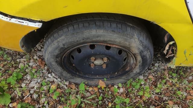 Renault Logan - 10
