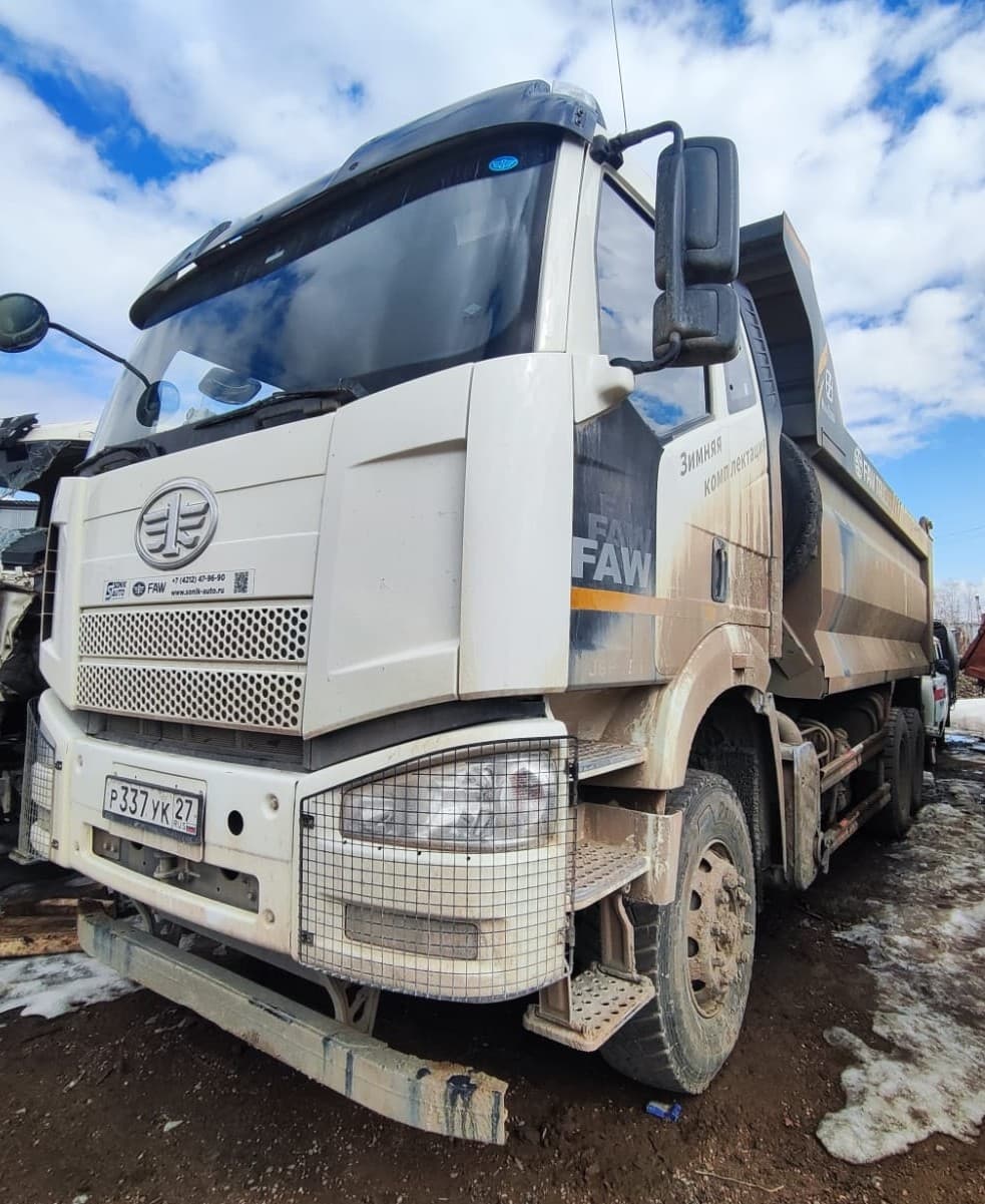 FAW J6* 6x4 Самосвал - 1