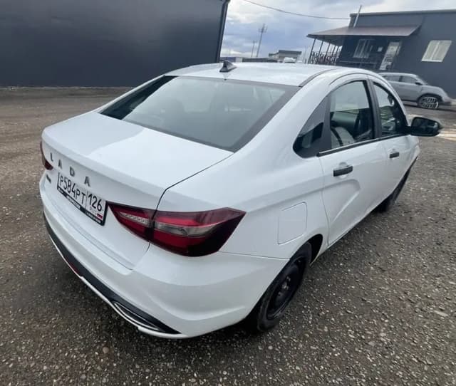 Lada Vesta седан - 3