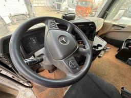 Mercedes-Benz Actros 6x4 Седельный тягач - 6