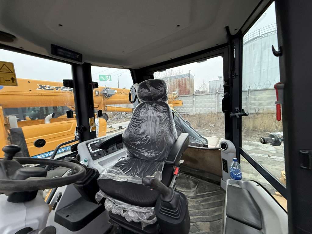 Xcmg XC8* Экскаватор-погрузчик - 9