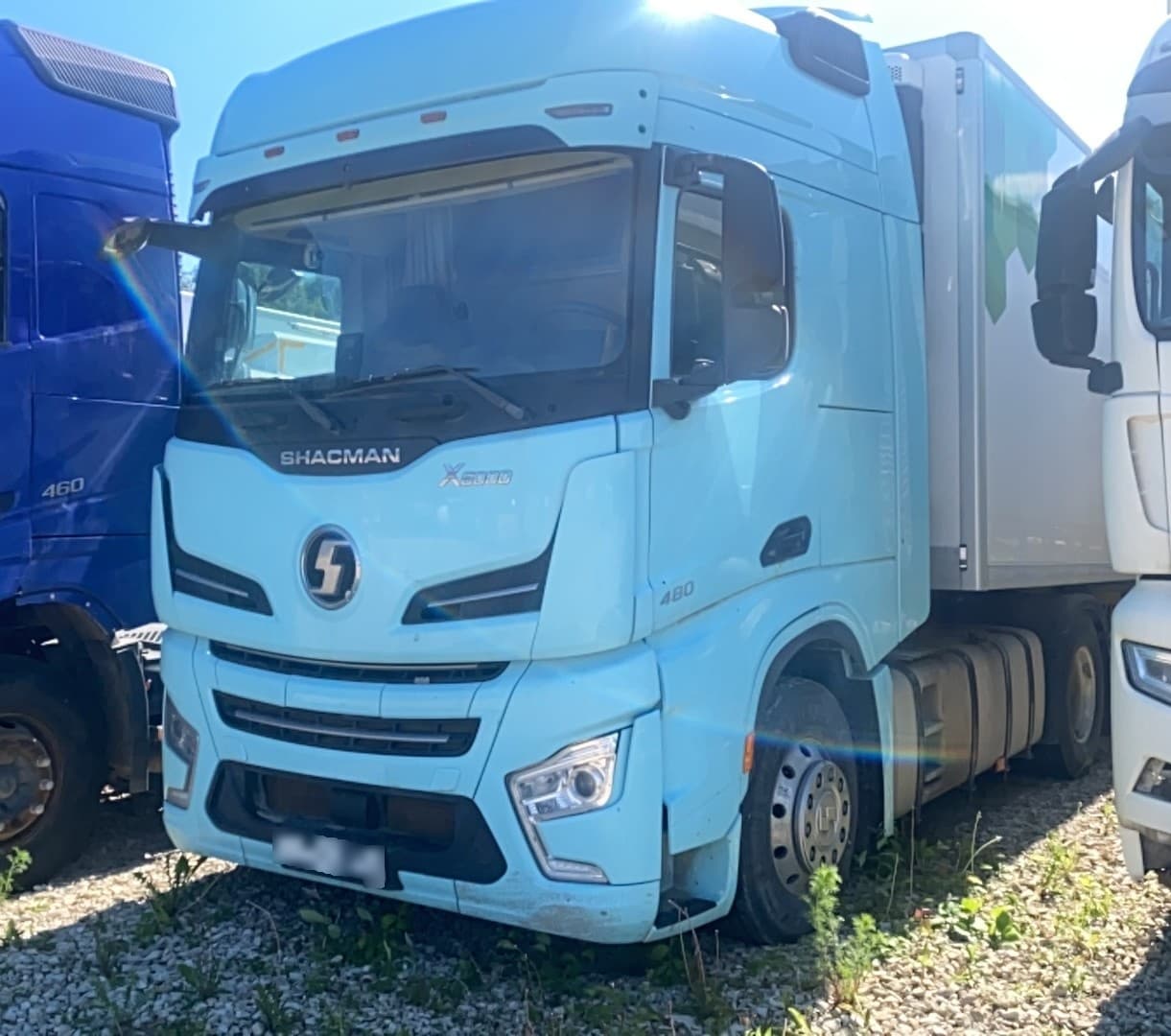 Shacman (Shaanxi) SX* 4x2 Седельный тягач - 1