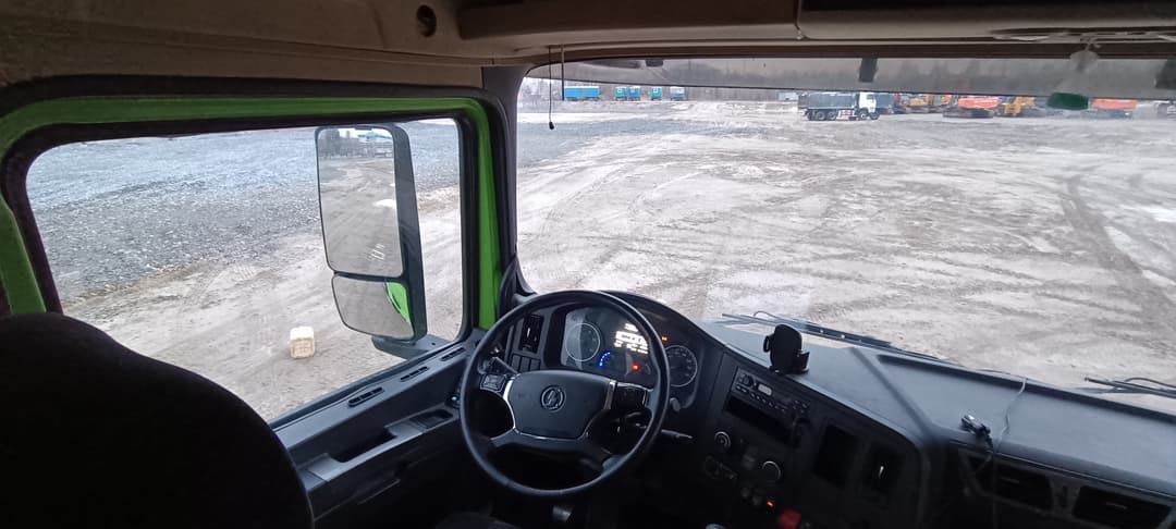 Shacman (Shaanxi) SX* 6x6 Самосвал - 6