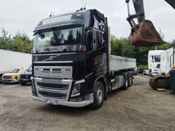 Volvo FH 6x2 Контейнеровоз - 1