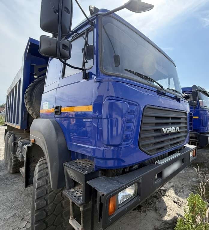 Ural 6370 6x6 Самосвал - 2