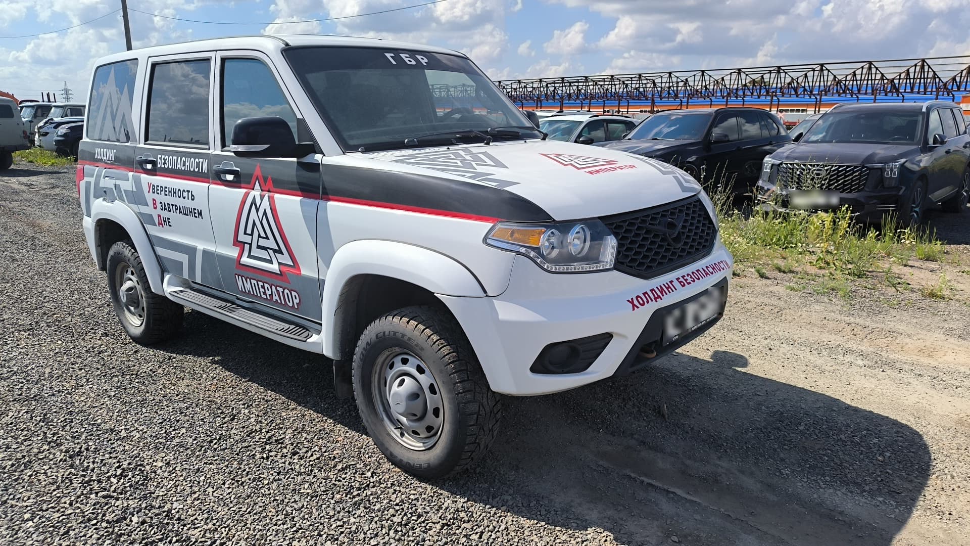 UAZ PATRIOT - 2