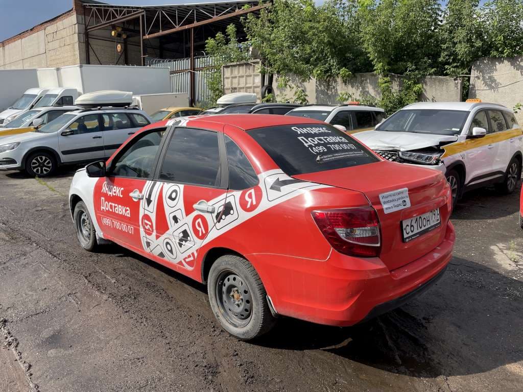 Lada Granta седан - 4