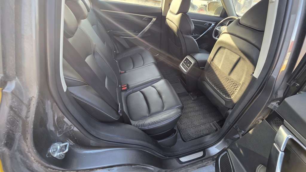 Geely Atlas Pro - 8