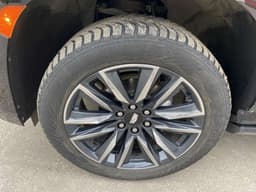 Cadillac Escalade - 10