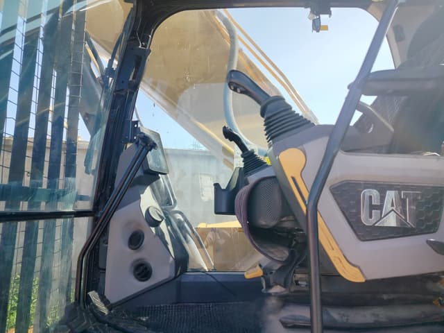 Caterpillar 330 Экскаватор - 5