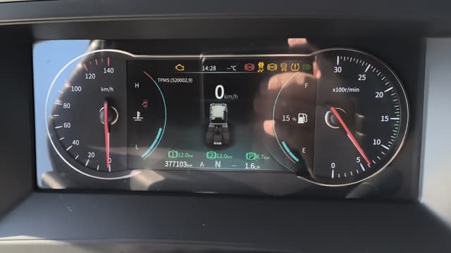 Dongfeng DFH 4x2 Седельный тягач - 7