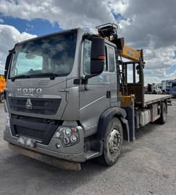 Howo T5G 4x2 Бортовой с КМУ - 1