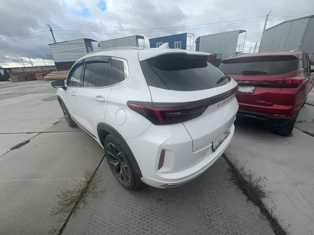 Exeed LX - 3