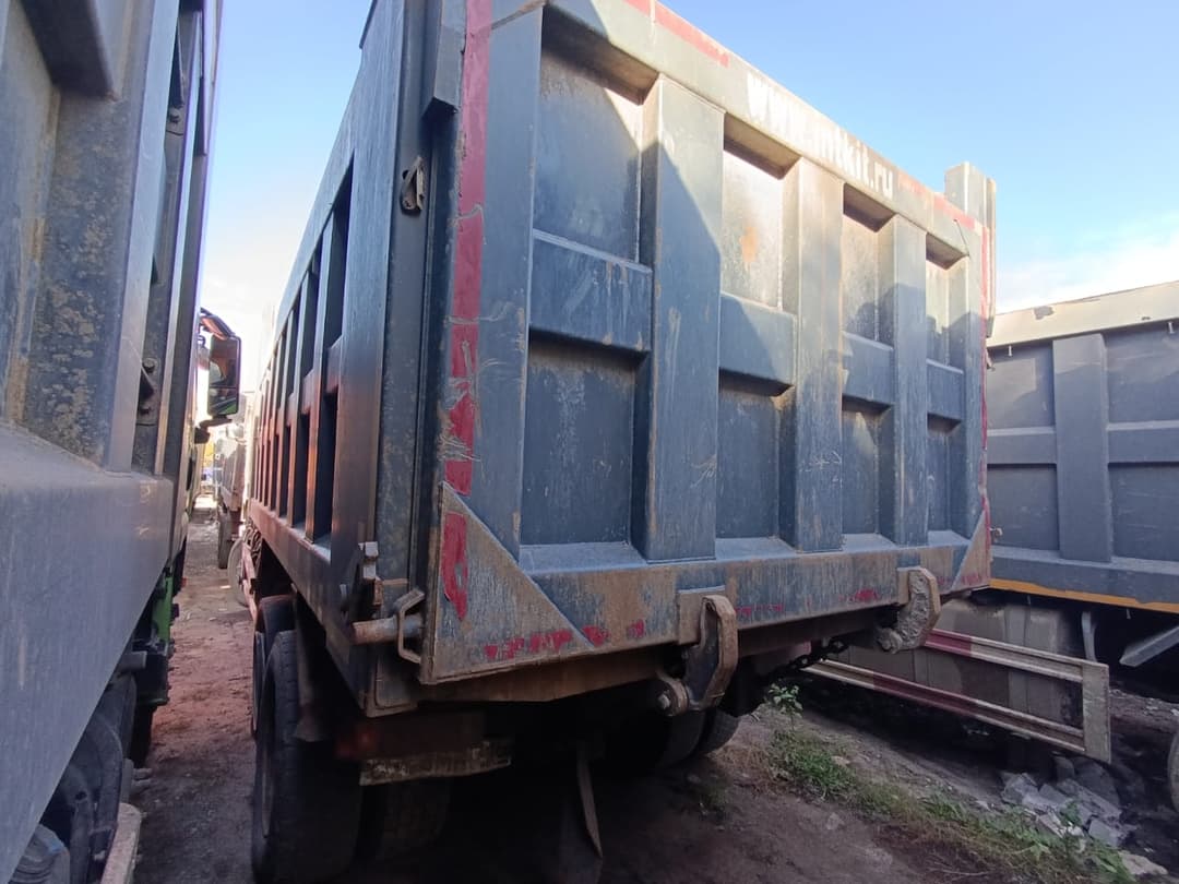 FAW J6* 6x4 Самосвал - 4