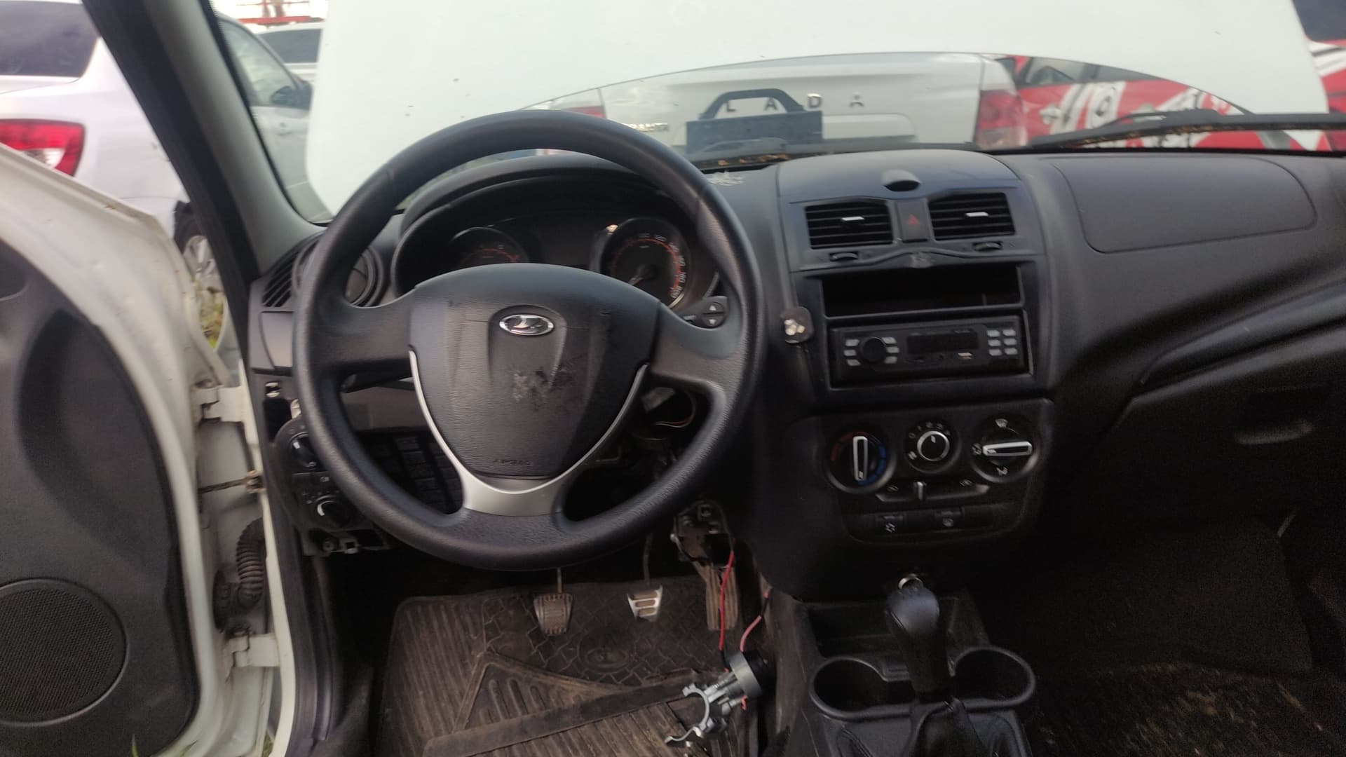 Lada Granta седан - 5