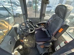 Bull SL220 Фронтальный погрузчик - 5