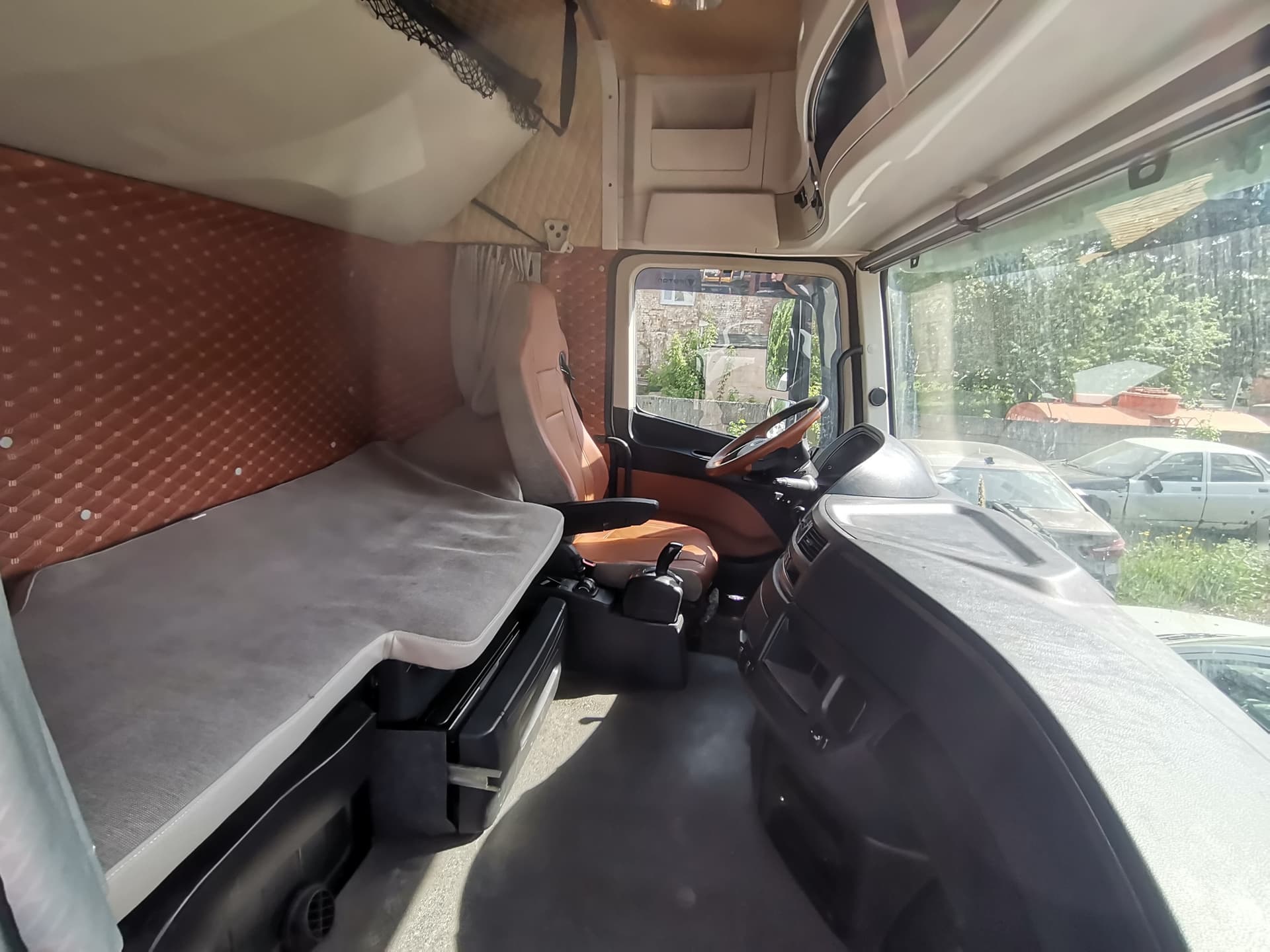 Foton AUMAN 4x2 Седельный тягач - 9
