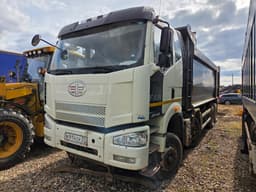 FAW J6 8x4 Самосвал - 1