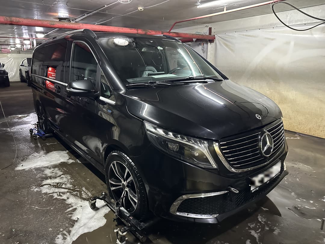 Mercedes-Benz EQV - 2