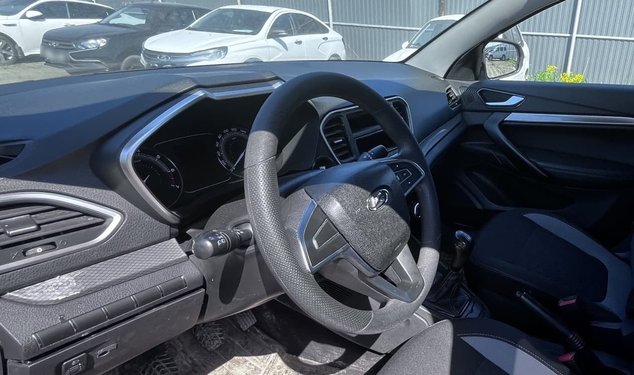 Lada Vesta седан - 5