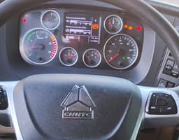 Howo T5G 8x4 Самосвал - 6