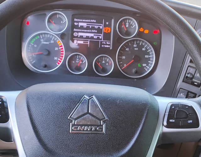 Howo T5G 8x4 Самосвал - 6