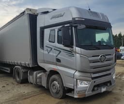 FAW J7 4x2 Седельный тягач - 2