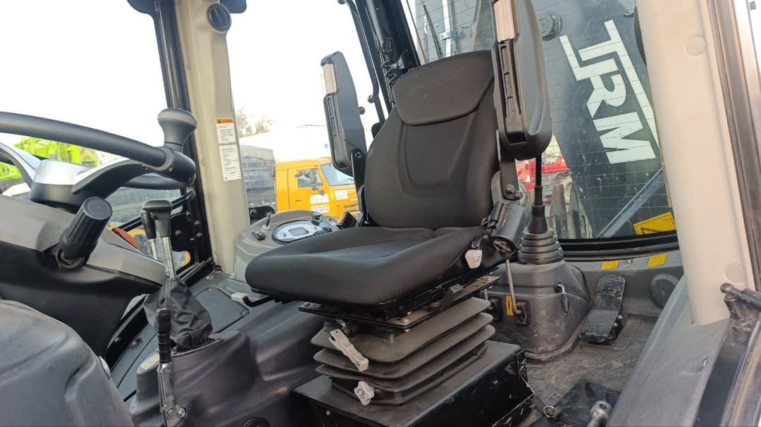 Trm B4X Экскаватор-погрузчик - 6