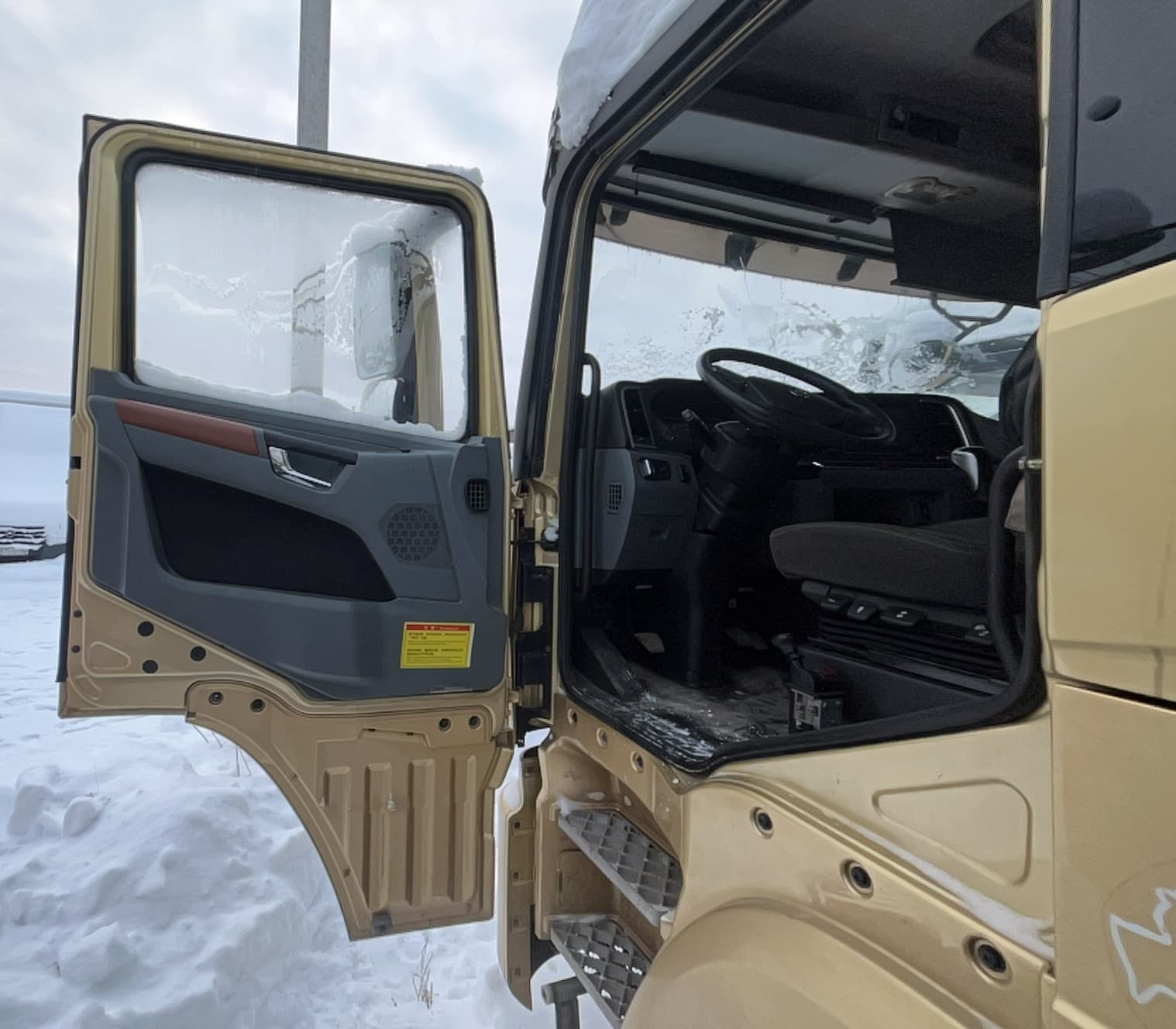Shacman (Shaanxi) SX* 8x4 Самосвал - 6