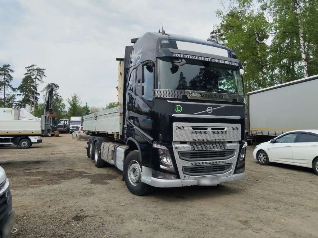 Volvo FH 6x2 Контейнеровоз - 2