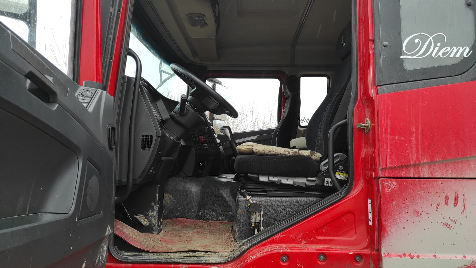 Shacman (Shaanxi) SX* 6x4 Самосвал - 6