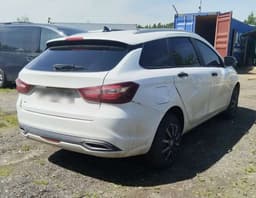 Lada Vesta седан - 3