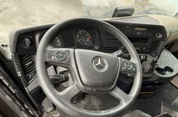 Mercedes-Benz Actros 6x4 Седельный тягач - 5