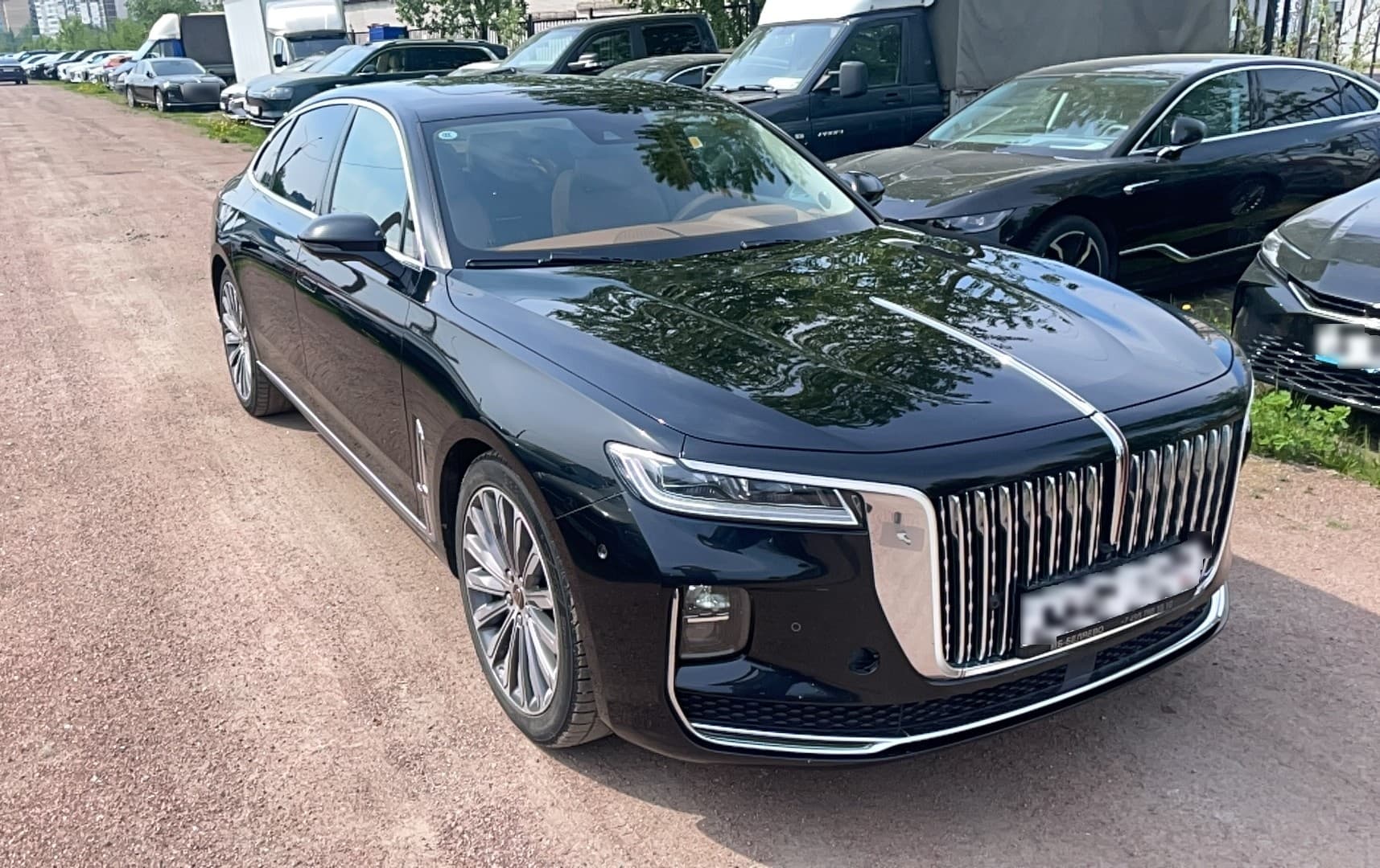 Hongqi H9 - 2