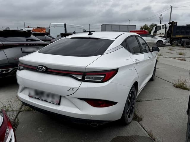 Jac J7 - 3