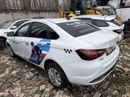 Lada Vesta седан - 4