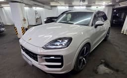 Porsche Cayenne - 1