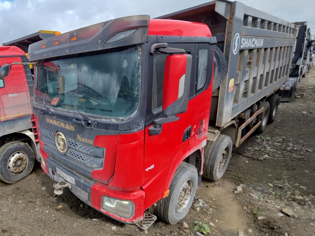 Shacman (Shaanxi) SX* 8x4 Самосвал - 1