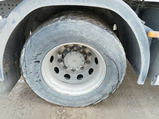 Sitrak C7H 4x2 Седельный тягач - 9