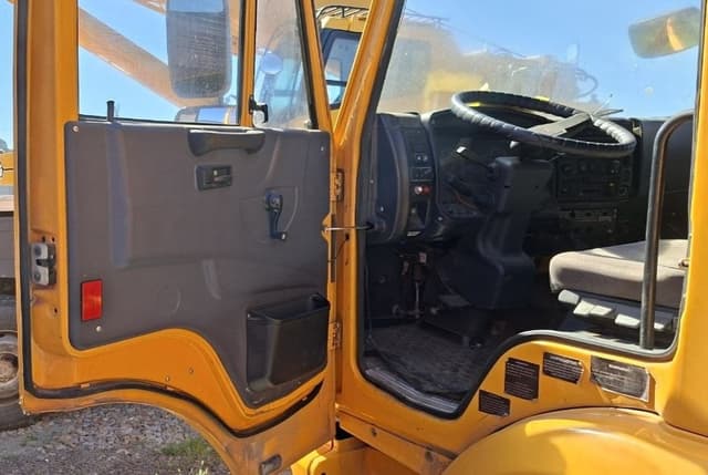 Мегатрон 4589* на шасси КамАЗ 65115 6x4 Зерновоз - 7