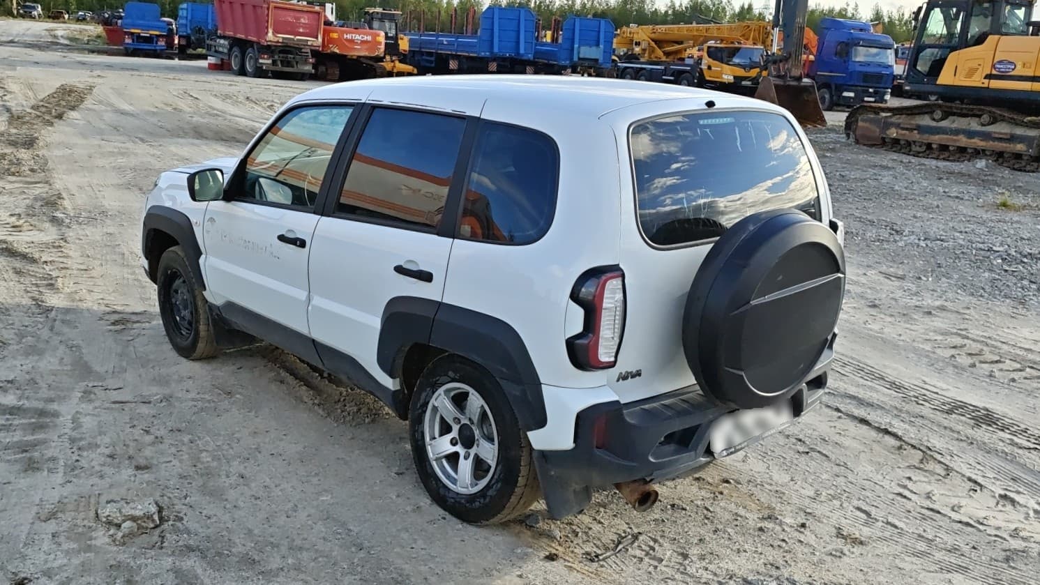 Lada Niva Travel - 4