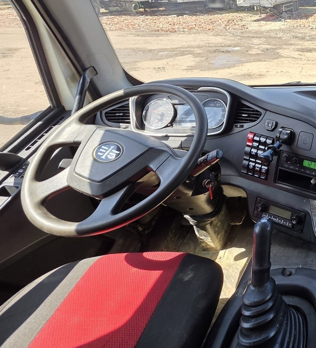 FAW J6* 6x4 Самосвал - 5